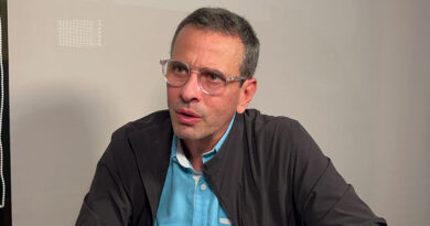 Capriles critica «reciclaje» de ministros: «La reconstrucción no será con el interinato»