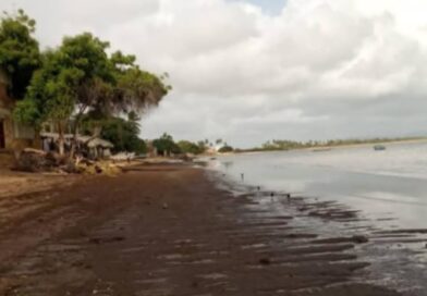 Pescadores reportan que el mar «se metió» unos metros en San Juan de los Cayos