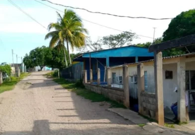 Sin agua, comida, inflación y negligencia oficial sobreviven en Murucusa