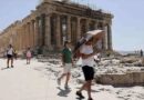 Grecia suspende trabajos en el exterior y repartos por ola de calor de hasta 43º