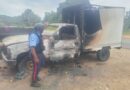 Una camioneta se incendió en la Morón-Coro a la atura de Yaracal Una camioneta se incendió en la Morón-Coro a la atura de Yaracal