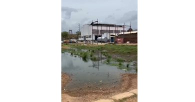 Colapso de aguas servidas amenazan la salud de vecinos en Las Huertas