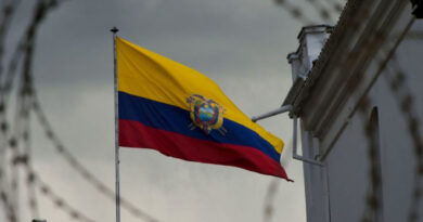 Seis ecuatorianos son repatriados desde Venezuela tras los dos terremotos