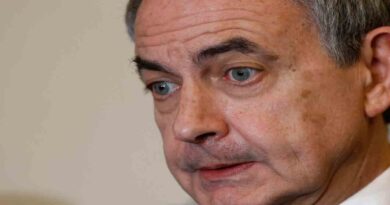 Zapatero dice que no habló con nadie del Gobierno español sobre el rescate de la aerolínea