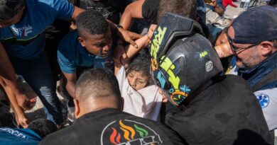Asciende a 52 la cifra de muertos por el terremoto de magnitud 7,4 en Colombia