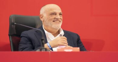 Tebas opina que Infantino debería dimitir y respondió las críticas del Madrid por el CVC
