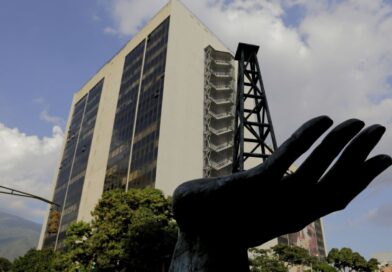 Bloomberg: Plan de Trump para controlar petróleo de Venezuela revive temores de colonialismo