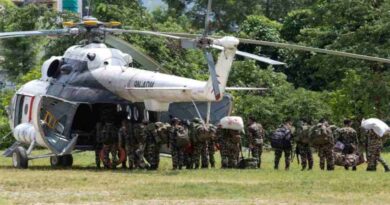Casi 600 extranjeros de 39 países siguen desaparecidos en Nepal tras la riada