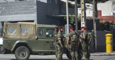 Inmigrantes en Ceuta volvieron a atacar a militares este sábado #29Ago