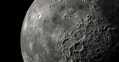 La NASA descubre en la Luna el mayor cráter recién formado del sistema solar