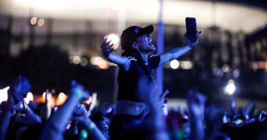 Maroon 5 y Demi Lovato lideraron la penúltima jornada del Rock in Río en Brasil