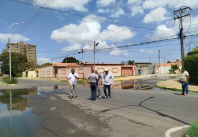 Aguas servidas invaden calles de urb. San Miguel y Urupagua de Coro