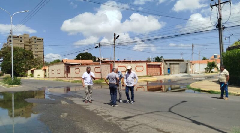Aguas servidas invaden calles de urb. San Miguel y Urupagua de Coro