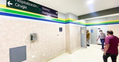 Atención deficiente reportan quienes acuden a laboratorio en el hospital de Tucacas