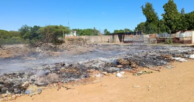 Terreno en Zumurucuare convertido en vertedero de basura y quema agobian al sector