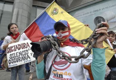 Medios, periodistas y ONG exigen desmontar el aparato de censura en Venezuela