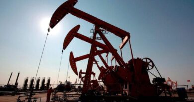 Los precios del petróleo bajan ante las señales de diálogo entre Estados Unidos e Irán