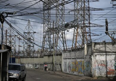 Experto advierte que reactivar la industria petrolera podría agravar el déficit eléctrico en Venezuela