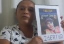 Madre exigió la libertad de su hijo, encarcelado por difundir un video de Maduro en WhatsApp