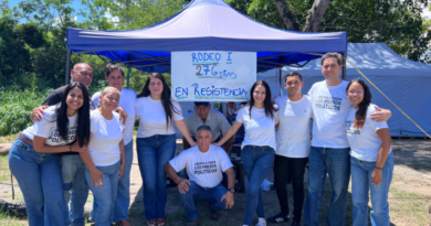 Familiares de presos políticos cumplen 276 días de vigilia frente a El Rodeo I y exigen libertad plena