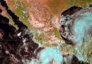 Huracán Simón se debilita a categoría 2 y mantiene alerta por lluvias en Pacífico mexicano