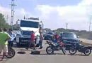 Vecinos trancan la Morón-Coro en Tucacas por racionamiento eléctrico