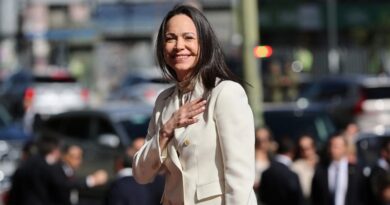 María Corina felicitó a Flávio Bolsonaro: «Latinoamericanos queremos vivir con libertad»