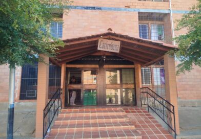 Adulta Mayor exige a Banavih le entregue vivienda que fue invadida