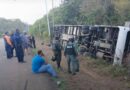 Autobús con excursionistas del Zulia volcó en la carretera Morón-Coro