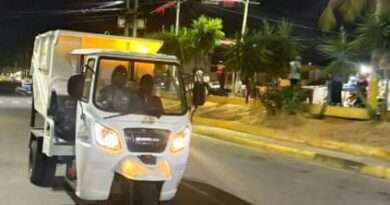 Unidades rápidas recogen la basura de noche en Tucacas