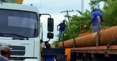 Alcalde mostró avances para resolver falta de agua en Acosta