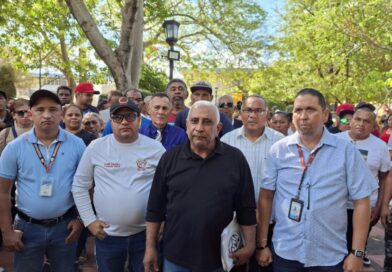 Sector salud exige al gobernador pago del bono especial y aguinaldos
